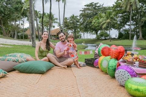 Você planeja cada detalhe da sua viagem para viver dias inesquecíveis. Não deixe que essas memórias fiquem guardadas apenas na galeria do telefone. Permita-se viver o momento enquanto eu cuido de eternizar a sua história com exclusividade.'