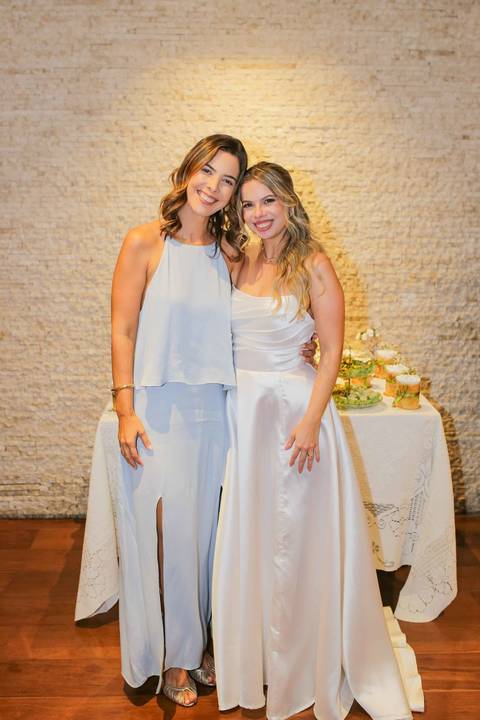 A beleza do cair da noite sobre a baía iluminando a grande e especial celebração do casal Lais e Caio. Um dia memorável em Salvador - BA. Foto: Waldyr Lantyer, Fotografia de casamento em Salvador-Ba'