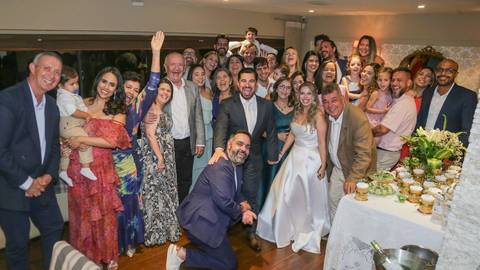 A essência do amor verdadeiro registrada com extrema sofisticação, poesia e leveza na capital baiana. A história de Lais e Caio. Foto: Waldyr Lantyer, Fotografia de casamento em Salvador-Ba'
