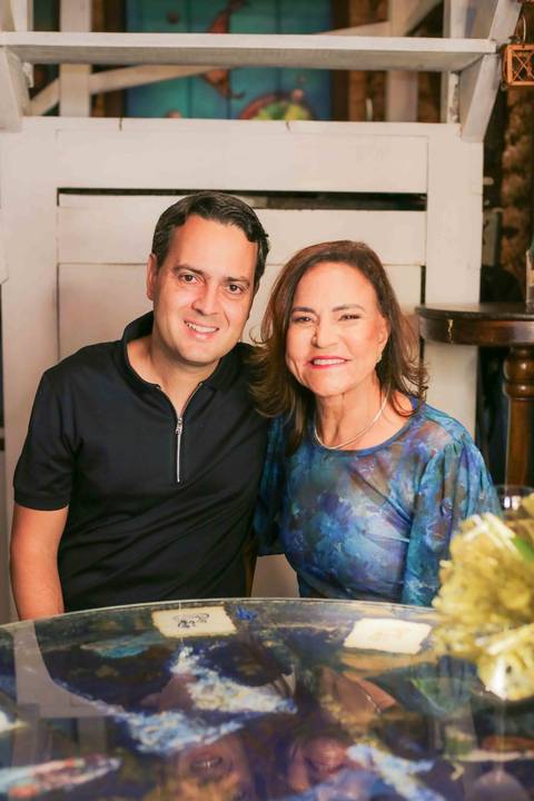 Noites como esta mostram a força e a beleza da gastronomia da Bahia. Celebrar mais de uma década da Casa de Tereza ao lado de amigos e admiradores reforça a importância de preservar e honrar nossas raízes culturais através de cada prato servido.'