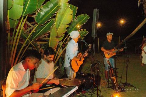 Edno Sá - Tree Bies Resort - Subaúma - Bahia - Festa de Pré-Casamento - Casamento na Praia - Praia do Forte Bahia
'