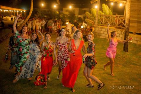 Tree Bies Resort - Subaúma - Bahia - Festa de Pré-Casamento - Casamento na Praia - Praia do Forte Bahia
'