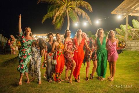 Tree Bies Resort - Subaúma - Bahia - Festa de Pré-Casamento - Casamento na Praia - Praia do Forte Bahia
'