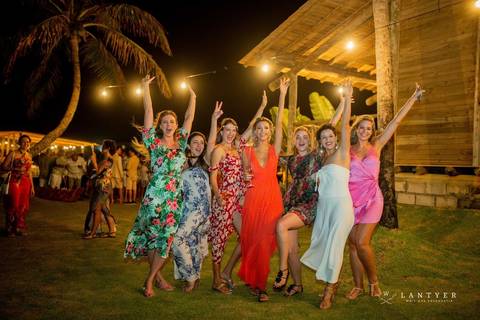 Tree Bies Resort - Subaúma - Bahia - Festa de Pré-Casamento - Casamento na Praia - Praia do Forte Bahia
'