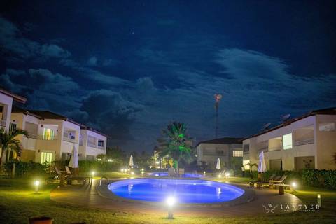 Casamento em Subaúma - Cantor de Casamento Tree Bies Resort - Subaúma - Bahia - Festa de Pré-Casamento - Casamento na Praia - Praia do Forte Bahia – Noivos – Edno Sá - Waldyr Lantyer Fotrografia - Foto da Hora SSA'