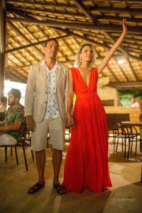 Casamento em Subaúma - Cantor de Casamento Tree Bies Resort - Subaúma - Bahia - Festa de Pré-Casamento - Casamento na Praia - Praia do Forte Bahia – Noivos – Edno Sá - Waldyr Lantyer Fotrografia - Foto da Hora SSA'