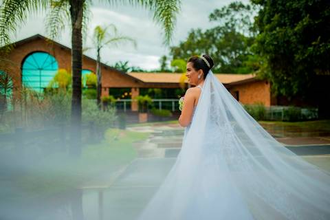 Prévia de Noiva em Brasília-DF / Espaço da Lenda / Casar em Brasília 2019 - Noiva faz ensaio no Espaço da Lenda'