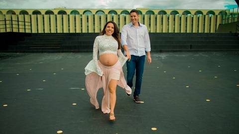 Ensaio gestacional em Brasília-DF, Praça dos Cristais.

Ensaio de Gestante Ensaio de familia
Waldyr Lantyer Fotografia'