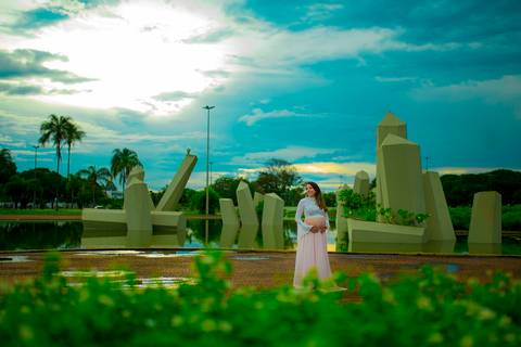 Ensaio gestacional em Brasília-DF, Praça dos Cristais.

Ensaio de Gestante Ensaio de familia
Waldyr Lantyer Fotografia'