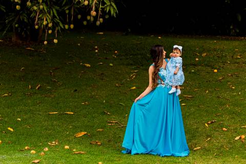 Ensaio gestacional em Brasília-DF, Praça dos Cristais.

Ensaio de Gestante Ensaio de familia
Waldyr Lantyer Fotografia'