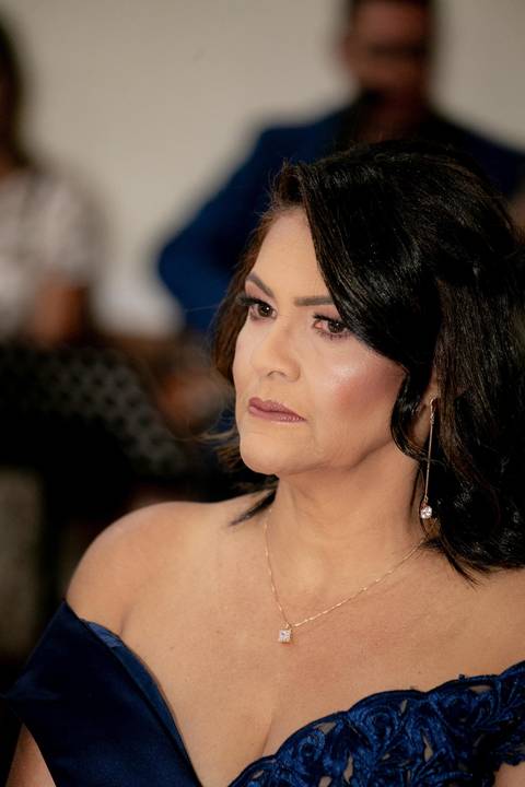 Espaço: @varandaspark⁠
Decoração: @dicamargodecoracoes⁠
Buffet: @andregourmet⁠
Banda para recepção: @elasduarte⁠
Transporte da noiva: @pratikamanobrista⁠
Cabelo e maquiagem: @fiore.institutodebeleza⁠
Vestido de noiva: @maisonvivianspier⁠
Waldyr Lantyer'