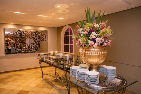 @dicamargodecoracoes⁠
@andregourmet⁠
@elasduarte⁠
@pratikamanobrista⁠
@fiore.institutodebeleza⁠
@maisonvivianspier⁠
@mzaniratto⁠
@docemaison⁠
@danilimaconsultora ⁠
@aguiar_de_brito_cerimonial⁠
Waldyr Lantyer Fotografia Águas Claras, Park Way Brasília'