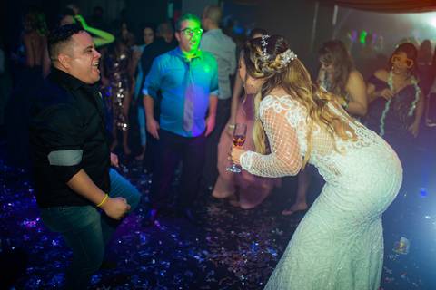 @dicamargodecoracoes⁠
@andregourmet⁠
@elasduarte⁠
@pratikamanobrista⁠
@fiore.institutodebeleza⁠
@maisonvivianspier⁠
@mzaniratto⁠
@docemaison⁠
@danilimaconsultora ⁠
@aguiar_de_brito_cerimonial⁠
Waldyr Lantyer Fotografia Águas Claras, Park Way Brasília'