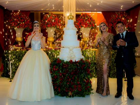 Festa de 15 ano em Luziânia-GO
Ensaio de 15 anos em Basilia
Fotografia de 15 anos por Waldyr Lantyer
Fotografia de 15 anos em Praia do Forte Bahia
Ser Fotógrafo
Waldyr José Andrade Lantyer
Waldyr Lantyer
Aniversário de 15 Anos'