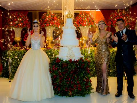 Festa de 15 ano em Luziânia-GO
Ensaio de 15 anos em Basilia
Fotografia de 15 anos por Waldyr Lantyer
Fotografia de 15 anos em Praia do Forte Bahia
Ser Fotógrafo
Waldyr José Andrade Lantyer
Waldyr Lantyer
Aniversário de 15 Anos'