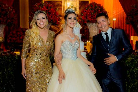 Festa de 15 ano em Luziânia-GO
Ensaio de 15 anos em Basilia
Fotografia de 15 anos por Waldyr Lantyer
Fotografia de 15 anos em Praia do Forte Bahia
Ser Fotógrafo
Waldyr José Andrade Lantyer
Waldyr Lantyer
Aniversário de 15 Anos'