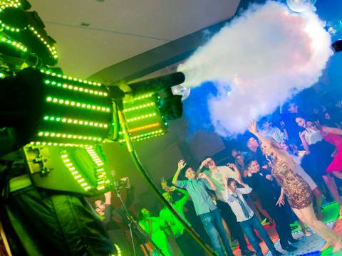 Festa de 15 ano em Luziânia-GO
Ensaio de 15 anos em Basilia
Fotografia de 15 anos por Waldyr Lantyer
Fotografia de 15 anos em Praia do Forte Bahia
Ser Fotógrafo
Waldyr José Andrade Lantyer
Waldyr Lantyer
Aniversário de 15 Anos'