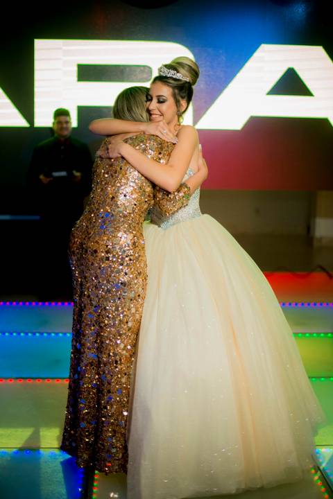 Festa de 15 ano em Luziânia-GO
Ensaio de 15 anos em Basilia
Fotografia de 15 anos por Waldyr Lantyer
Fotografia de 15 anos em Praia do Forte Bahia
Ser Fotógrafo
Waldyr José Andrade Lantyer
Waldyr Lantyer
Aniversário de 15 Anos'