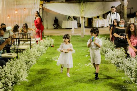 Casamento no campo, casamento em Formosa-GO, Casar, Virei Noiva, Noiva Goiana, Noivas 2021, Amor, Casei em casa, amo a família, casamento no Campo, Itiquira GO, Casar em Brasília, Casar em Posse-GO. Waldyr Lantyer'