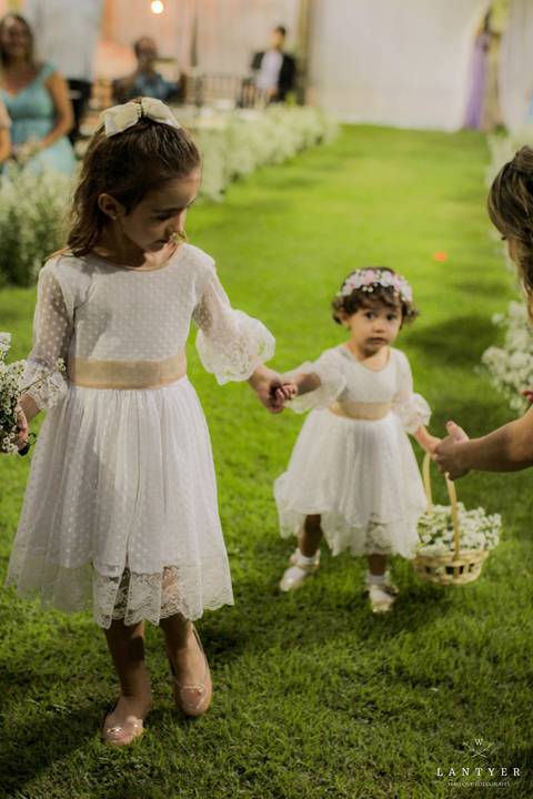 Casamento no campo, casamento em Formosa-GO, Casar, Virei Noiva, Noiva Goiana, Noivas 2021, Amor, Casei em casa, amo a família, casamento no Campo, Itiquira GO, Casar em Brasília, Casar em Posse-GO. Waldyr Lantyer'
