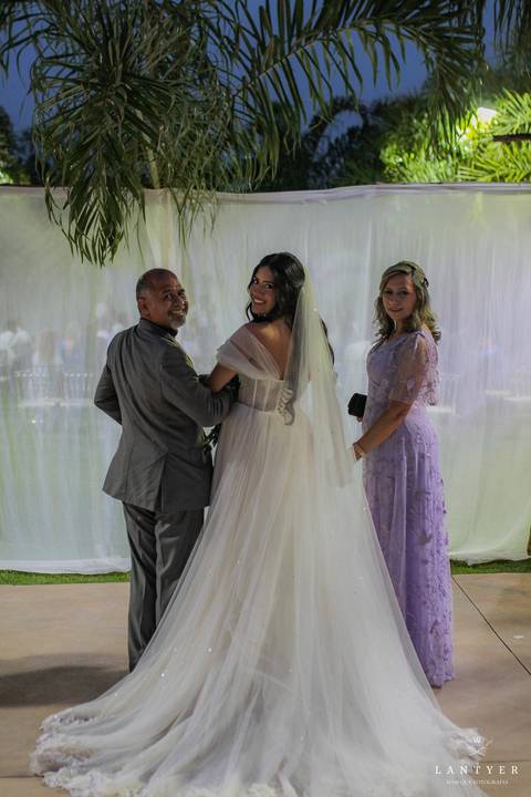 Casamento no campo, casamento em Formosa-GO, Casar, Virei Noiva, Noiva Goiana, Noivas 2021, Amor, Casei em casa, amo a família, casamento no Campo, Itiquira GO, Casar em Brasília, Casar em Posse-GO. Waldyr Lantyer'