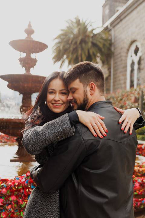 Pedido de casamento em gramado fonte do amor eterno gramadobook ensaio fotos barato prime gourmet fotografo noivado prime gourmet Ensaio Fotografico promocional promoção violinista'