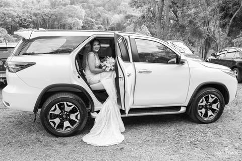 Casamento noiva da duda do grau na cidade de pitangui no hotel mata do ceu com fotos profissinais do fotografo israel lemos'