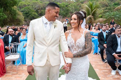 Casamento noiva da duda do grau na cidade de pitangui no hotel mata do ceu com fotos profissinais do fotografo israel lemos'