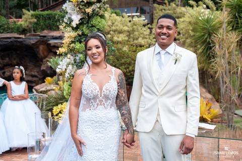 Casamento noiva da duda do grau na cidade de pitangui no hotel mata do ceu com fotos profissinais do fotografo israel lemos'