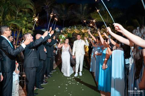 Casamento noiva da duda do grau na cidade de pitangui no hotel mata do ceu com fotos profissinais do fotografo israel lemos'