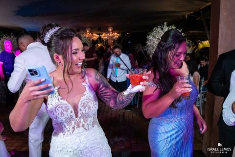 recepção noiva da duda do grau e samuel na cidade de pitangui no hotel mata do ceu com fotos profissinais do fotografo israel lemos'