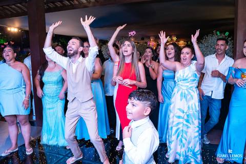 recepção noiva da duda do grau e samuel na cidade de pitangui no hotel mata do ceu com fotos profissinais do fotografo israel lemos'