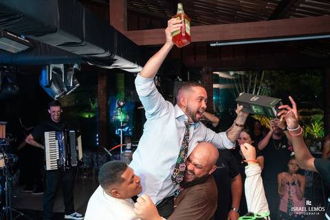 recepção noiva da duda do grau e samuel na cidade de pitangui no hotel mata do ceu com fotos profissinais do fotografo israel lemos'