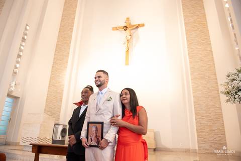 Casamento na igreja de sao pedro  em para de minas com fotografo israel lemos '