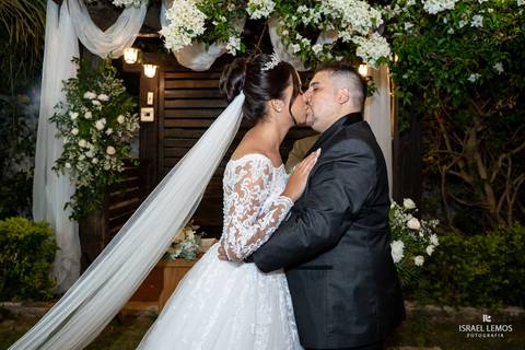 Fotografo de casamento na cidade de santa luzia mg com fotos lindas no espaço moria '