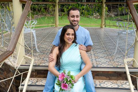 Fotografia de pre casamento em Betim no espaço sancturiam em Betim com fotos o fotógrafo de Betim Israel lemos'