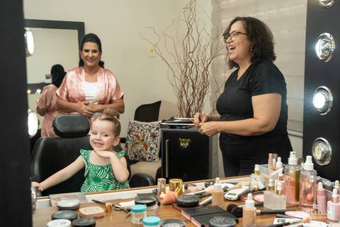 Maquiagem de noiva betania em Pitangui com fotos do fotografo Israel lemos pitangui'