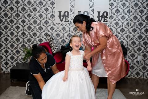 Maquiagem de noiva betania em Pitangui com fotos do fotografo Israel lemos pitangui'