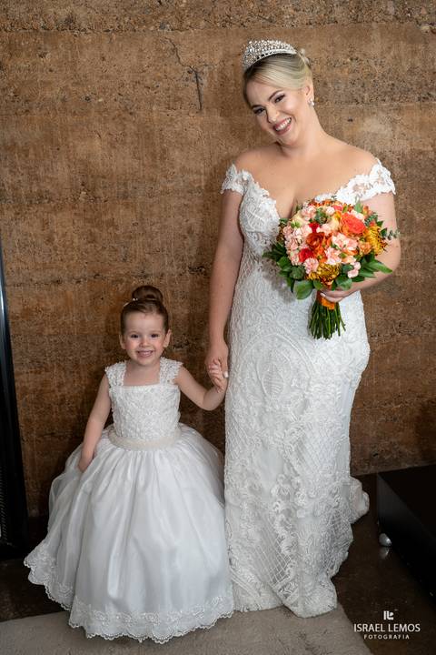 Maquiagem de noiva betania em Pitangui com fotos do fotografo Israel lemos pitangui'