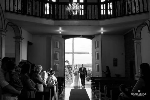 casamento na igreja São Francisco em Pitangui com o fotografo de casamento de bom despacho  Israel lemos'