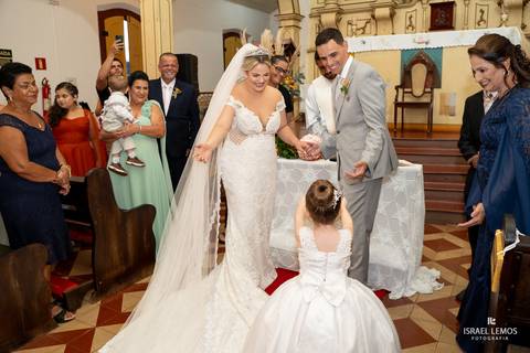 casamento na igreja São Francisco em Pitangui com o fotografo de casamento de bom despacho  Israel lemos'