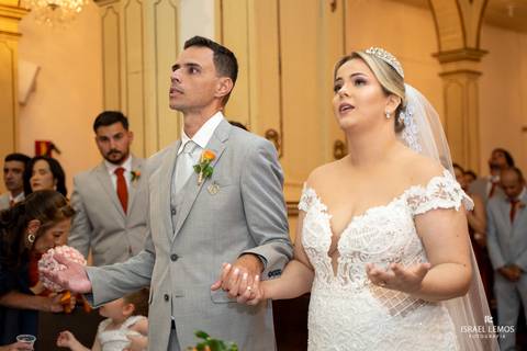 casamento na igreja São Francisco em Pitangui com o fotografo de casamento de bom despacho  Israel lemos'
