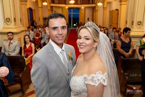 casamento na igreja São Francisco em Pitangui com o fotografo de casamento de bom despacho  Israel lemos'