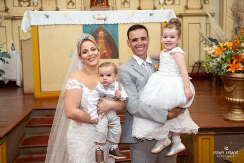 casamento na igreja São Francisco em Pitangui com o fotografo de casamento de bom despacho  Israel lemos'