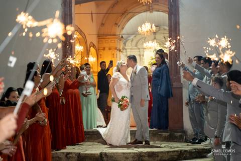 casamento na igreja São Francisco em Pitangui com o fotografo de casamento de bom despacho  Israel lemos'