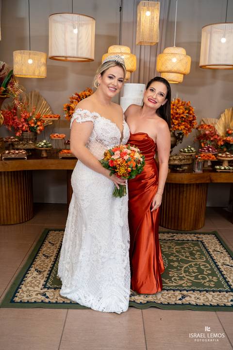 Se você está procurando um fotógrafo profissional em Bom Despacho (MG) para registrar seu casamento, ensaio fotográfico, aniversário ou evento especial, chegou ao lugar certo!

Meu nome é Israel, sou fotógrafo e videomaker com experiência em fotografia de'