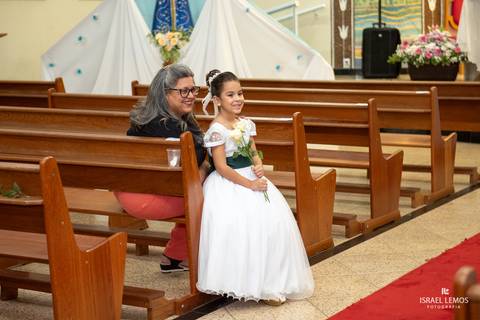 vestido de dama em bom despacho'