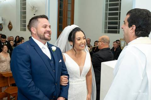 Fotografia de casamento em para de minas na igreja n s das graças com o fotografo Israel Lemos o melhor fotografo de para de minas'