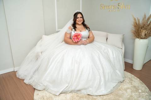 vestido de noivas em bom despacho'