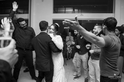 noivos dançando em casamento em bh'